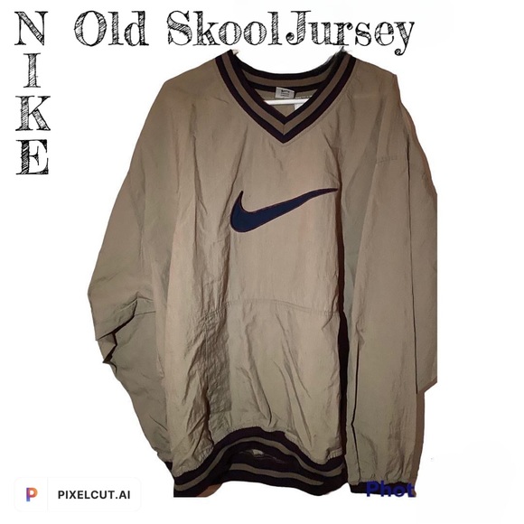 Old SKOOL Nike Jursey - Picture 1 of 3